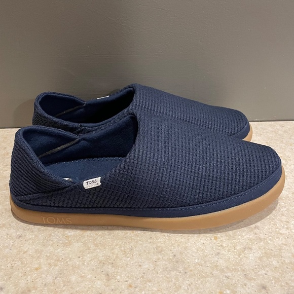 TOMS Ezra Slipper Scuff Waffle Knit Indoor Outdoor Cushioned Insole Navy W9 - Picture 2 of 8